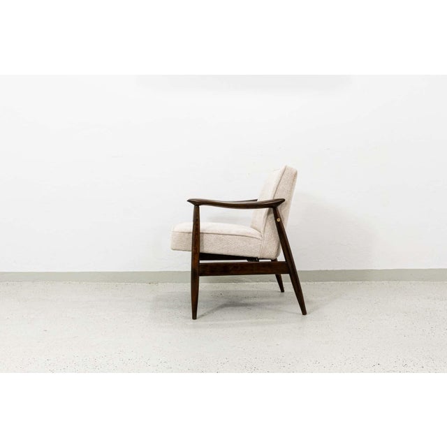 Beige Mid-Century GFM-87 Armchair by Juliusz Kędziorek, Poland, 1960s For Sale - Image 8 of 18