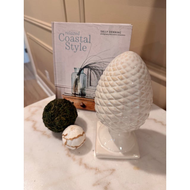 Late 20th Century Vintage White Glazed Ceramic Pine Cone Finial Sculpture on Pedestal Base For Sale - Image 5 of 5