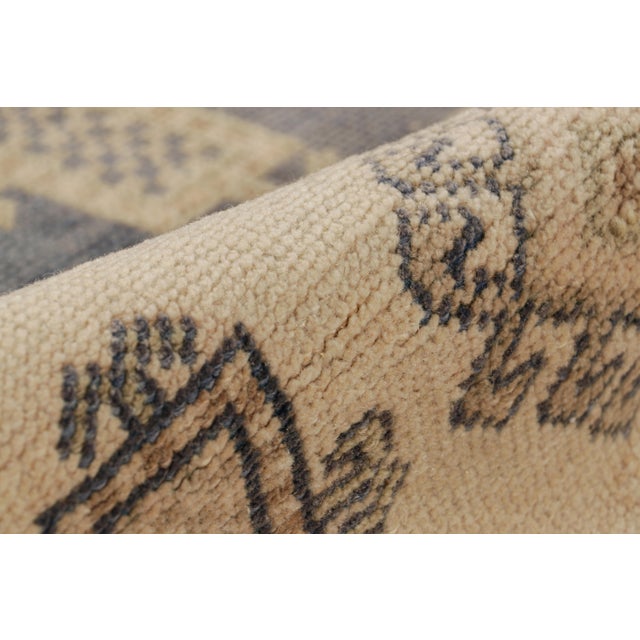 Rug & Kilim Vintage Turkish Rug in Beige With Medallion & Geometric Pattern From Rug & Kilim For Sale - Image 4 of 8