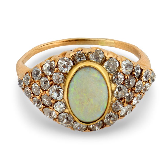 Victorian Early 20th Century Victorian Opal Diamond 14k Yellow Gold Ring, Size 4.25 For Sale - Image 3 of 6