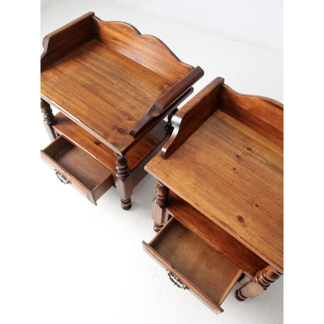 Vintage Colonial Revival End Tables Pair For Sale - Image 11 of 15