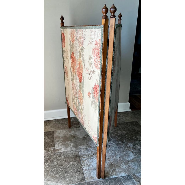 Antique Victorian Two-Panel Floral Fabric Folding Floor Screen With Finials For Sale - Image 4 of 18