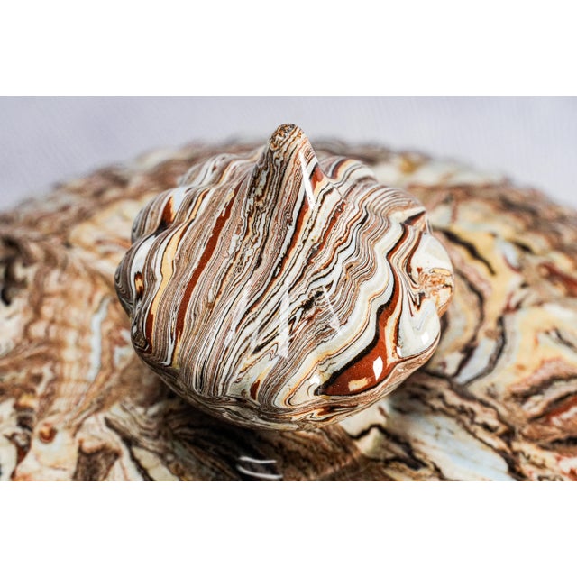 Rare 19th Century Antique Victorian Copeland & Garrett Agateware Pottery Cheese Dish and Lid English Ceramic Art Pottery For Sale In New York - Image 6 of 18