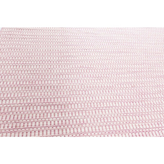 Early 21st Century Modern Pink and Beige Flat Weave Rug by Doris Leslie Blau For Sale - Image 5 of 9