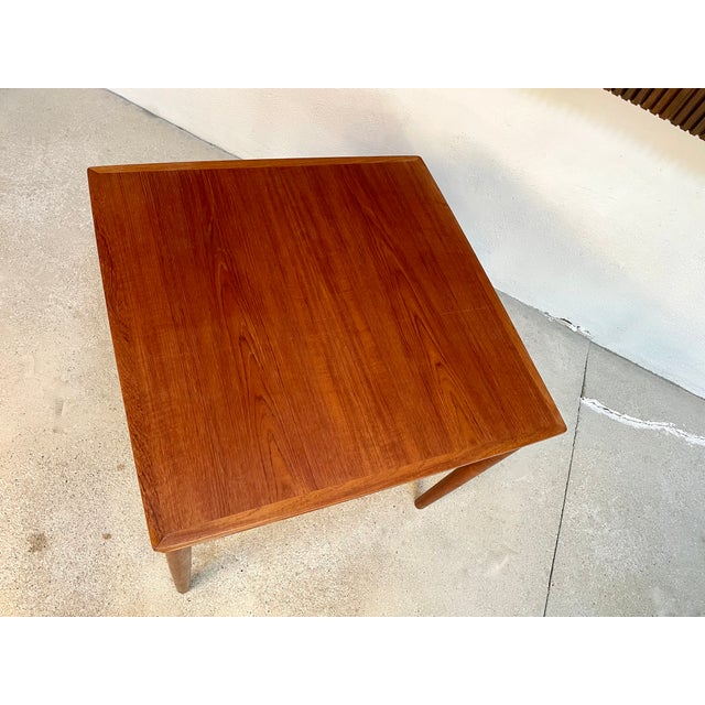 Danish Extendable Square Teak Dining Table with Curved Edges by Poul Hundevad for Hundevad & Co., 1960s For Sale - Image 12 of 17