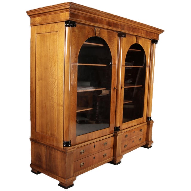 Very Large Biedermeier Display Cabinet in Cherrywood, 1820, in Good conditions. Designed before 1890