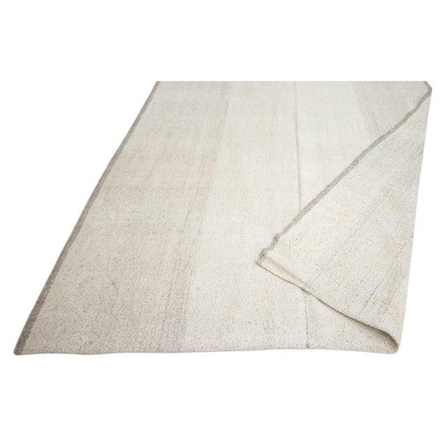 Mid 20th Century Vintage Modern Turkish Kilim Rug For Sale - Image 5 of 7