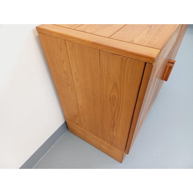 Tan Vintage Storage Unit in Pine in the style of Charlotte Perriand for Les Arcs, 1970s For Sale - Image 8 of 16