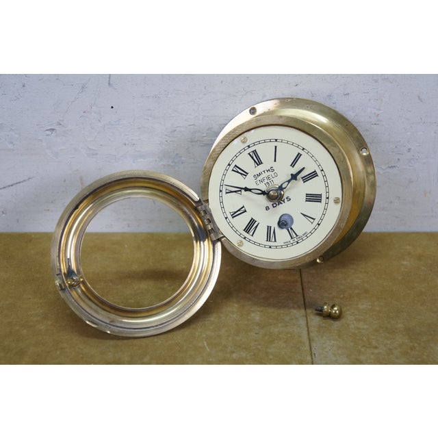 1910s 1911 Antique English Smiths Enfield Brass Nautical Maritime 8 Day Ships Clock 6" For Sale - Image 5 of 13