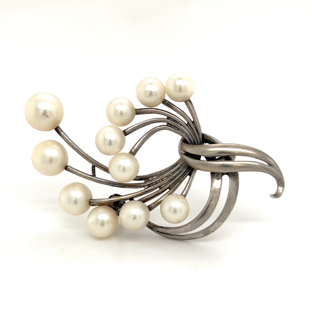 1990s Mikimoto Estate Akoya Pearl XL Spray Brooch Sterling Silver For Sale - Image 4 of 12