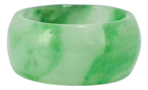 Ladies Natural Green 20.30ct Jadeite Jade Band Ring, Size 5