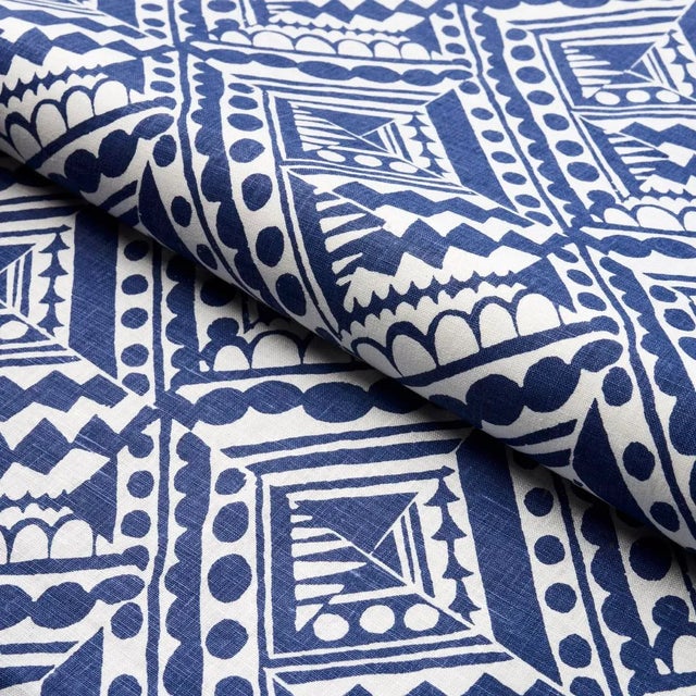 Schumacher SAMPLE - Schumacher X Drusus Tabor Topsy Turvy Fabric In Navy For Sale - Image 4 of 4
