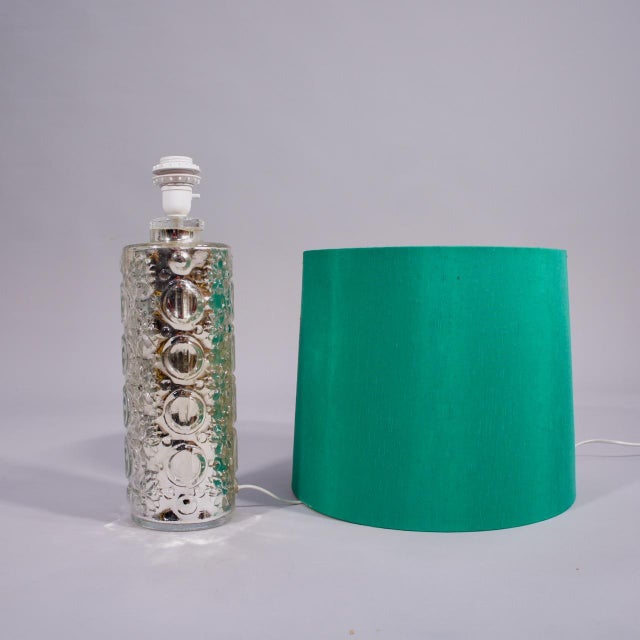1970s Vintage Swedish Table Lamp in Glass with Shade in Fabric by Gustav Leek for Orrefors, 1960s For Sale - Image 5 of 6
