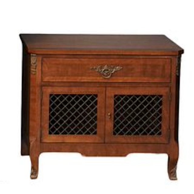 Mid-Century Modern A Pair of Mid 20th Century Henredon French Provincial Pair of Nightstands– Louis XVI Style Walnut, American Fine Furniture For Sale - Image 3 of 7