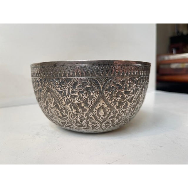 19th Century Buddhist Singing Bowl in Repousse Silver, Set of 2 For Sale - Image 9 of 14