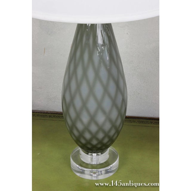 Mid-Century Modern Pair of Italian Murano Glass Table Lamps With Diamond Pattern, 1950s For Sale - Image 3 of 8