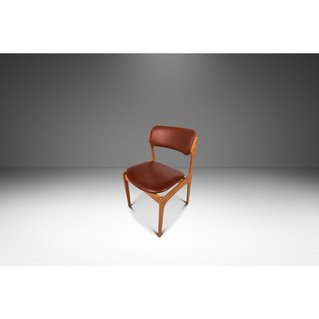 O.D. Møbler Denmark Set of Six (6) Bespoke Danish Modern Model 49 Dining Chairs in Teak & New Leather by Erik Buch for O. D. Møbler, Denmark, C. 1960s For Sale - Image 4 of 18