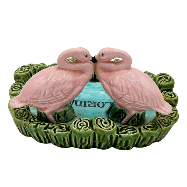 Rare Mid 20th Century Kissing Pink Flamingo Pond Florida Ceramic Ashtray For Sale - Image 4 of 5