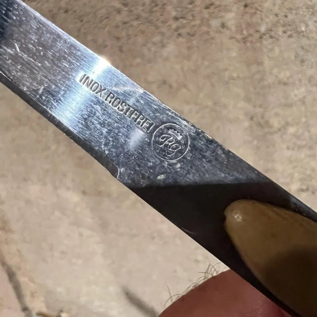 Mid-Century Modern 1950s Modernist Three Sculptural Steak Knives Inox Rostfrei For Sale - Image 3 of 8