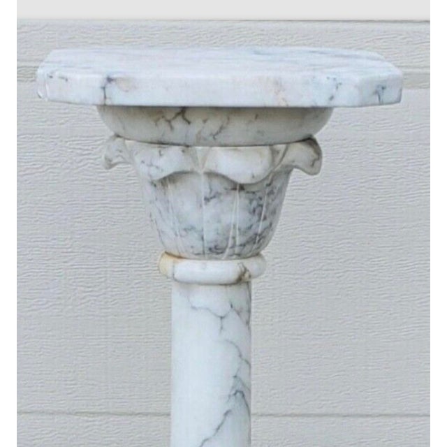 Early 20th Century Antique Italian Calcutta Marble Carved Column Pedestal Display Plant Stand For Sale - Image 5 of 12