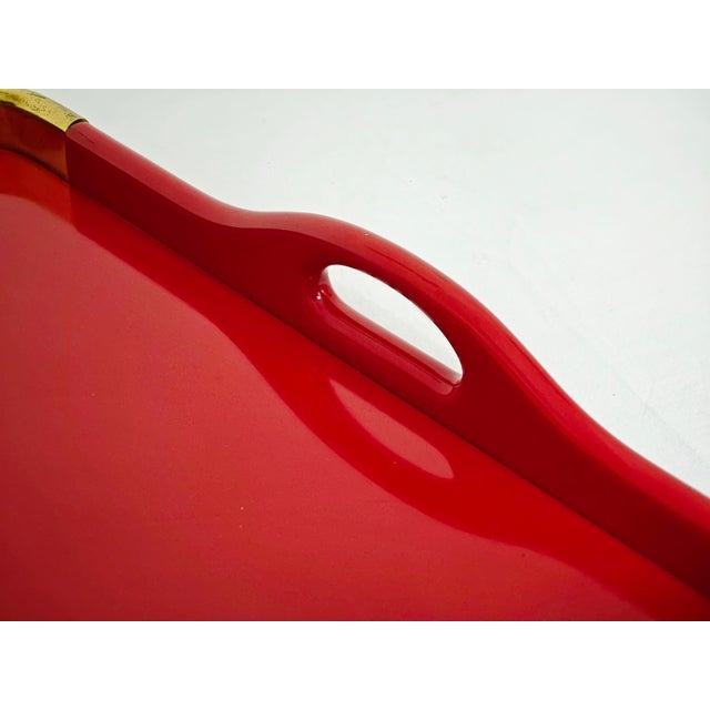 Gold Mid-Century Modern Rectangular Red Lacquered Tray with Brass Corners from Rue Royale, 1960/70 For Sale - Image 8 of 14