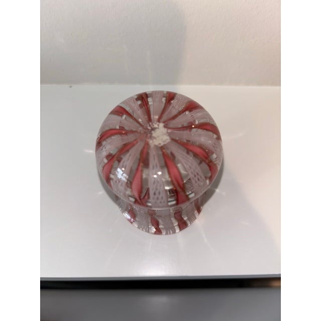 Mid-Century Modern 1950s Murano Pink & White Latticino Zanfirico Miniature Cabinet Vase - Manganese Glow For Sale - Image 3 of 8