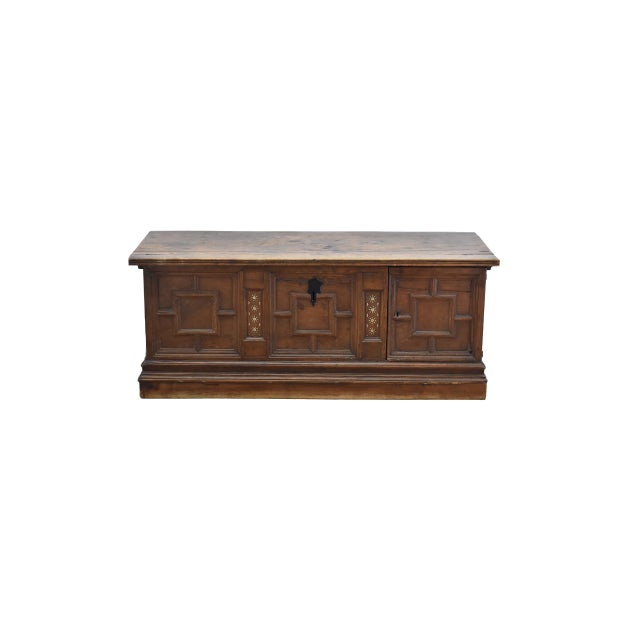 Spanish 17th C Spanish Trunk For Sale - Image 3 of 7