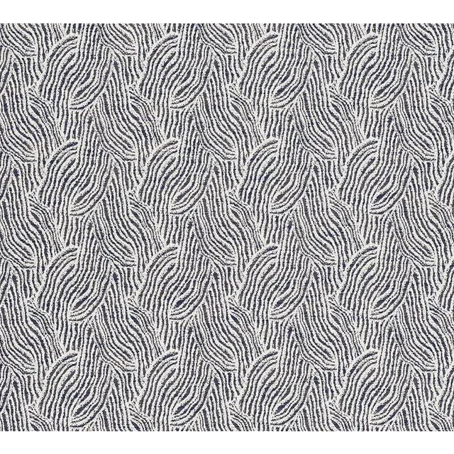 Contemporary Sample - Schumacher Strata Indoor & Outdoor Fabric in Indigo For Sale - Image 3 of 3