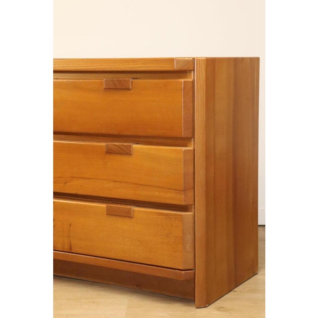 Mid-Century Modern Vintage Elm Chest of Drawers, 1970 For Sale - Image 3 of 18
