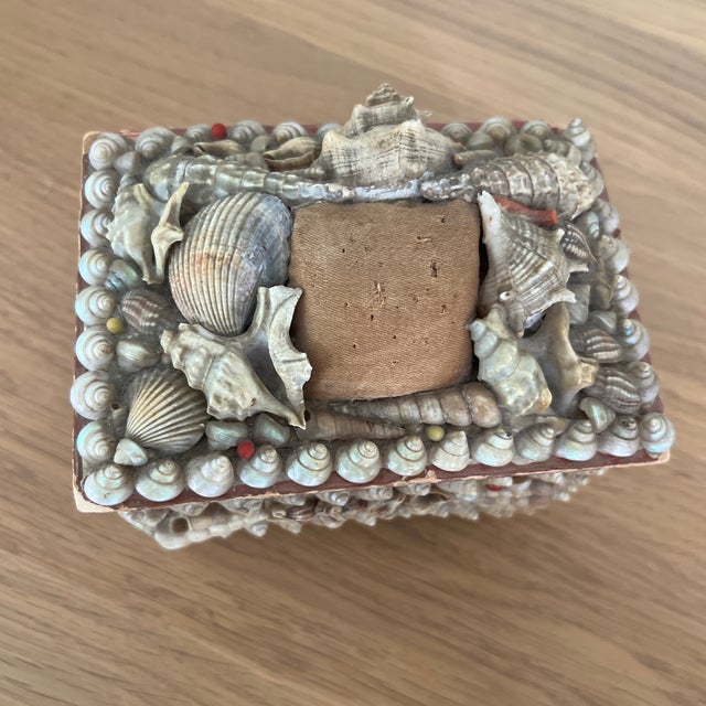 Victorian Antique Victorian Shell Encrusted Box For Sale - Image 3 of 8