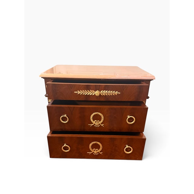 Wood Late 20th Century Pair of Colombo Mobili Italian Empire Plume Walnut & Pink Marble Nightstands For Sale - Image 7 of 18