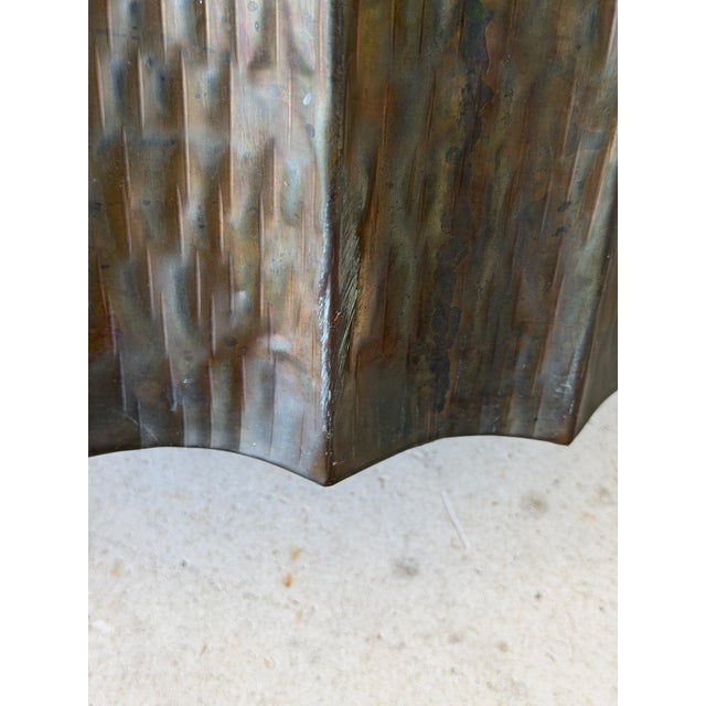 Traditional Mid-Century Italian Hammered Brass Jardiniere by Egidio Casagrande For Sale - Image 3 of 12