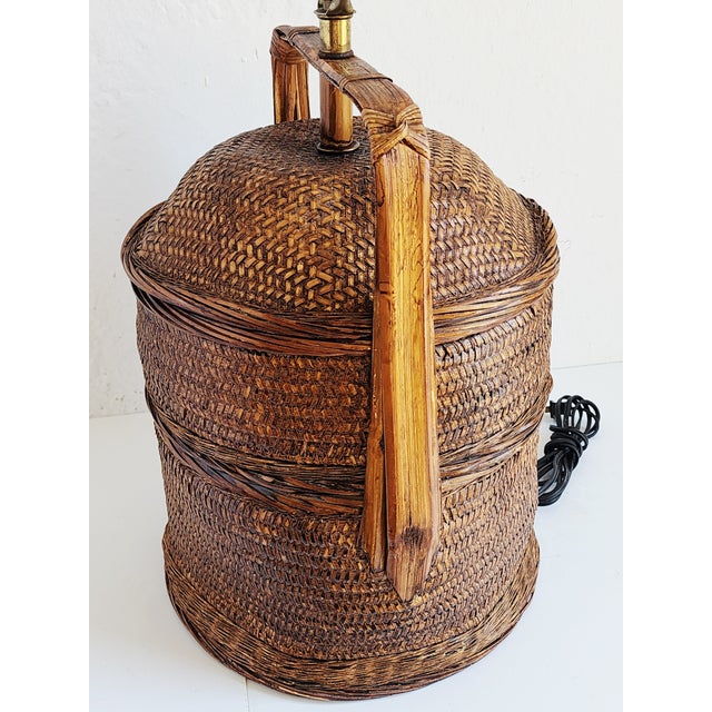 Brown Vintage Chinese Rattan Woven Basket Table Lamp For Sale - Image 8 of 15