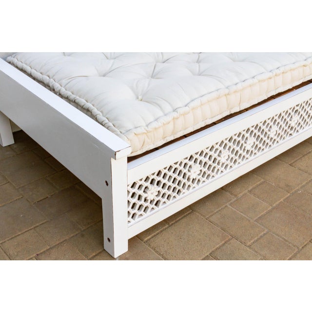 Moroccan Floral Large Lounge Daybed For Sale In Los Angeles - Image 6 of 12