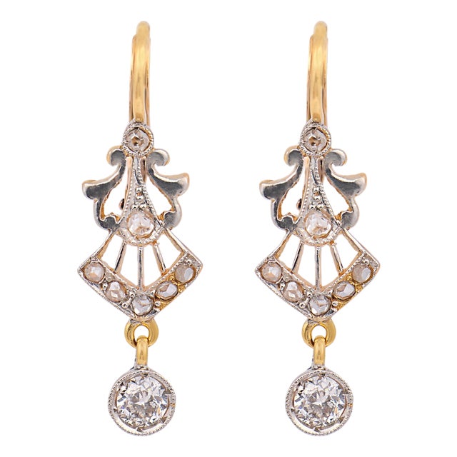 Early 20th Century Pair of Edwardian Old Cut Diamond Two Tone Drop Earrings For Sale