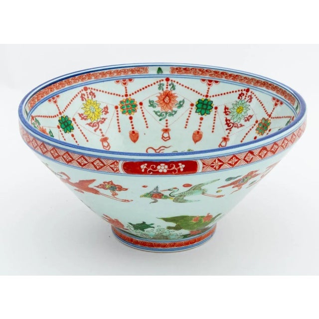 Chinese Chinese Wucai Porcelain Bowl For Sale - Image 3 of 9