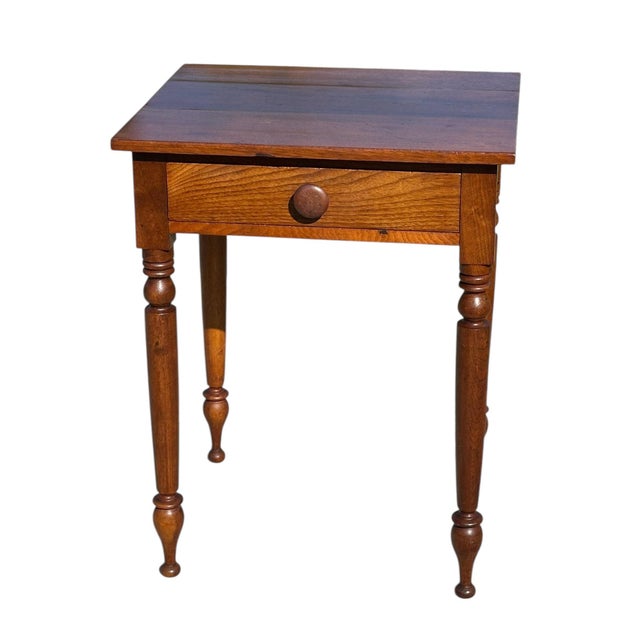 Early 19th Century Antique Pennsylvania Sheraton Walnut Single Drawer Side Table For Sale - Image 4 of 12