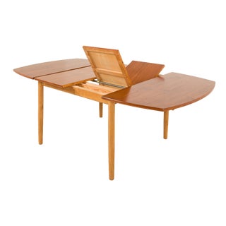 Mid-Century Modern Teak Table with Hidden Leaves by William Watting for Fristho, 1950s For Sale