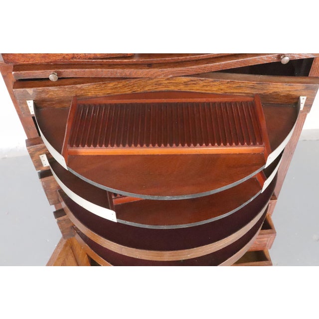 Antique 1890s Ransom & Randolph Co. Dental Cabinet For Sale In New York - Image 6 of 16