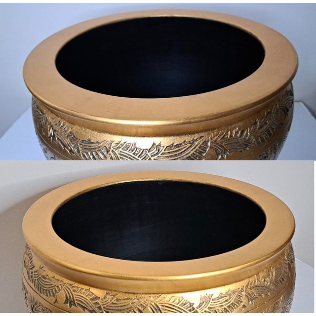 Ceramic Large Vintage Chinoiserie Black & Gold Embossed Ceramic Cachepot Planter For Sale - Image 7 of 12