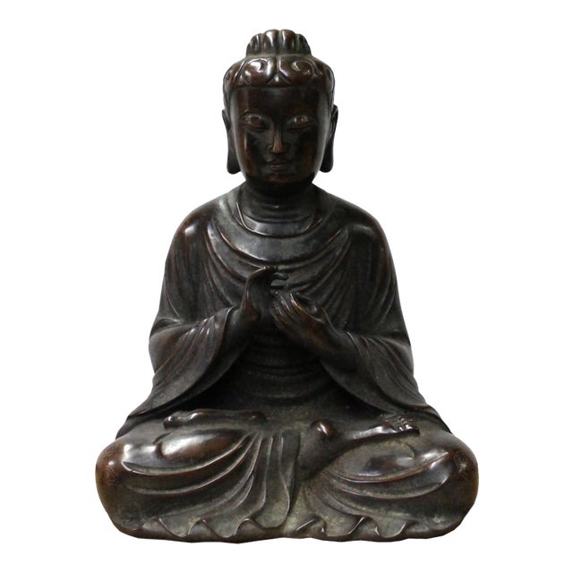 Handmade Bronze Finish Decent Look Sitting Buddha Statue For Sale