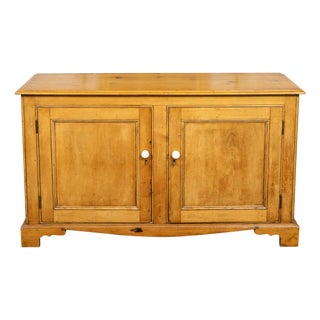 French 19th Century Pine Buffet with Two Doors and Carved Ogee Bracket Feet For Sale
