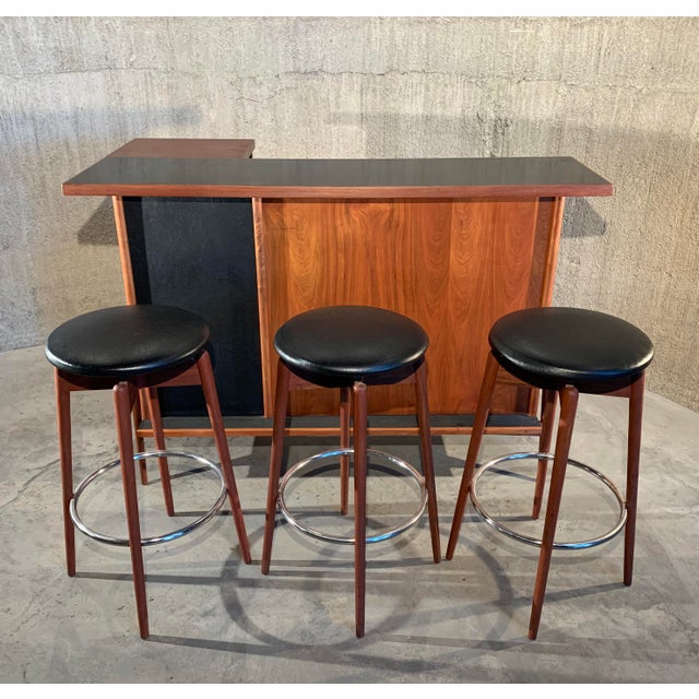 1960s MidCentury Modern MCM Rosewood/Teak Bar With 3 Original Stools