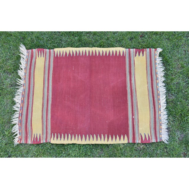 1970s Traditional Hand Knotted Turkish Cappadocia Small Size Kilim Rug For Sale - Image 4 of 7