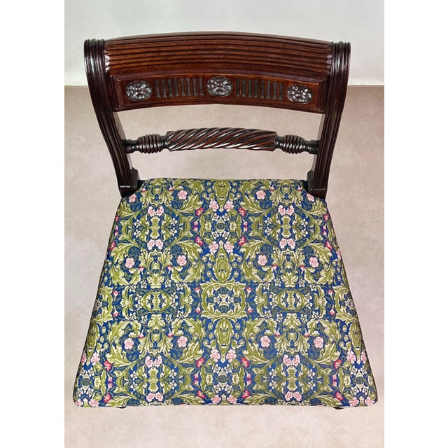 Restored 1820s Regency Mahogany Tablet-Back Side Chair in William Morris Floral For Sale In Portland, OR - Image 6 of 12