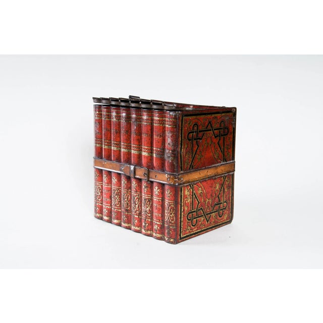 Early 20th Century Early 20th Century Huntley & Palmers English Biscuit Tin Box For Sale - Image 5 of 10