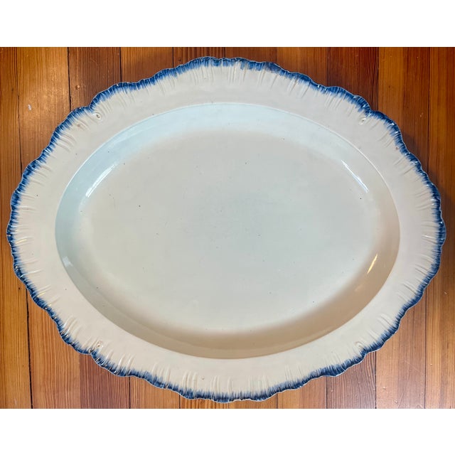 English Large Antique 18th Century English George III Creamware Blue Shell Edge or Feather Edge Oval Platter Circa 1790 For Sale - Image 3 of 9