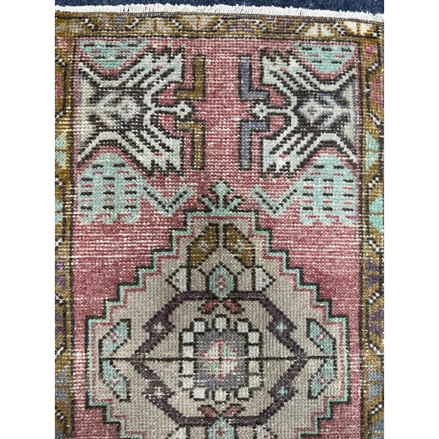 Turkish Yastik Rug 1'6" x 3'1" For Sale - Image 4 of 5