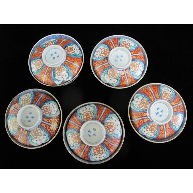 Japanese Imari Porcelain Covered Rice or Soup Bowl With Lid Set of 5 For Sale - Image 15 of 18