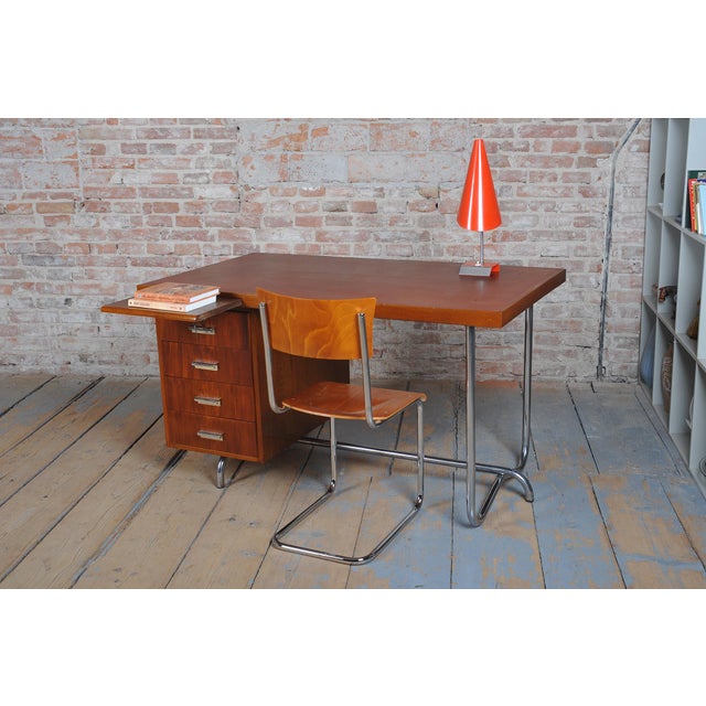 Bauhaus Writing Desk in Oak and Chrome attributed to Hynek Gottwald, Czechia, 1930s For Sale - Image 14 of 15